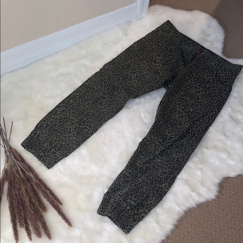 COPY - Green army animal print pants